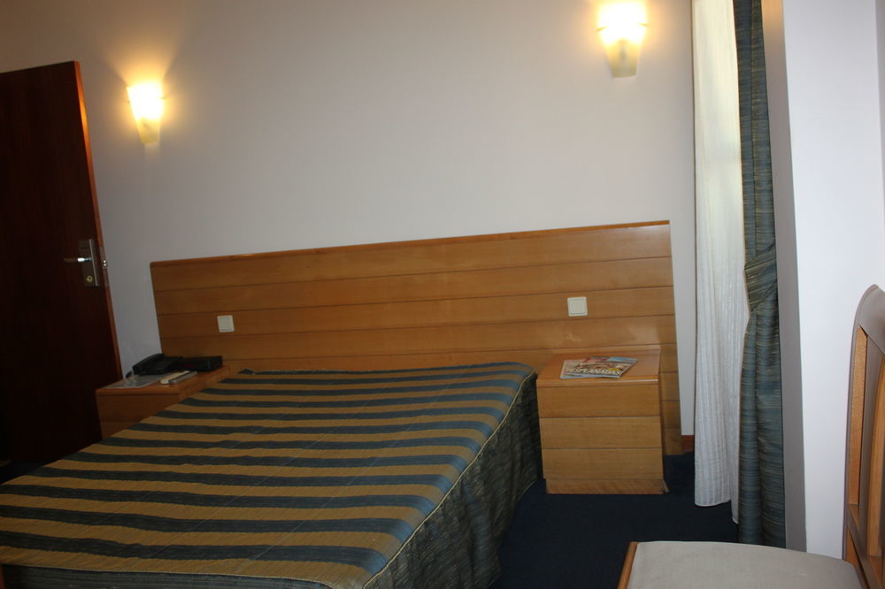 Hotel Quasar Pedroucos  Eksteriør bilde
