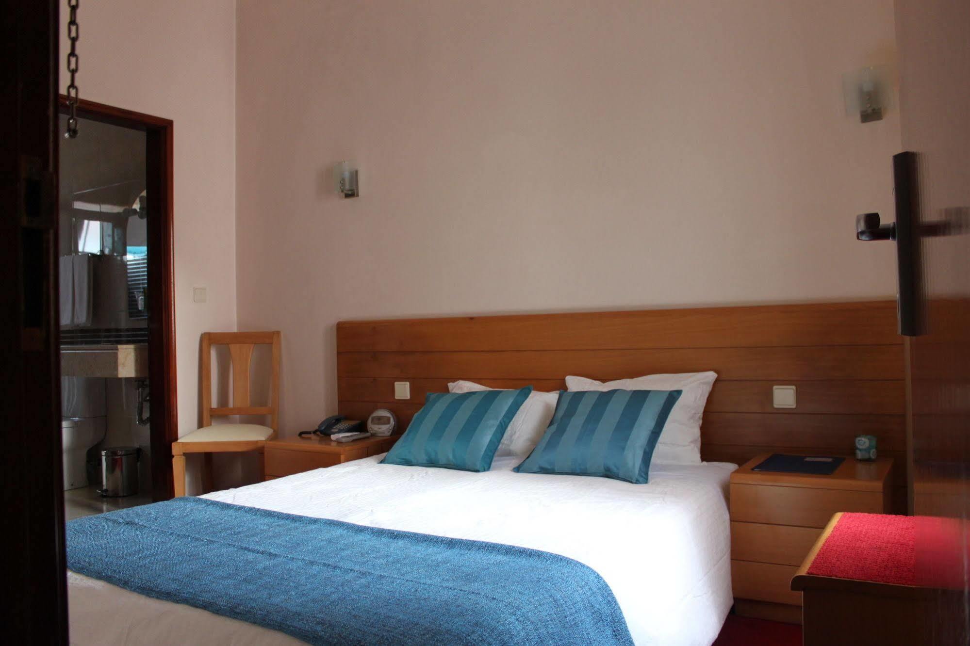 Hotel Quasar Pedroucos  Eksteriør bilde
